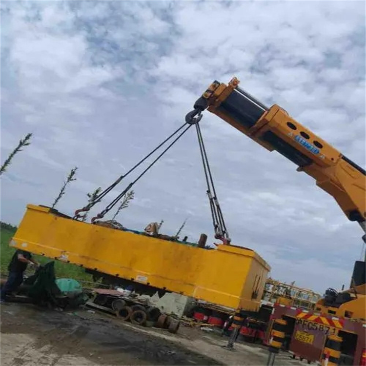 广安随车吊吊集装箱怎么吊