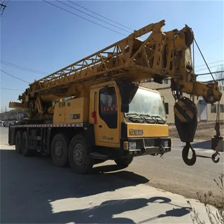 广安哪里有专业吊车出租